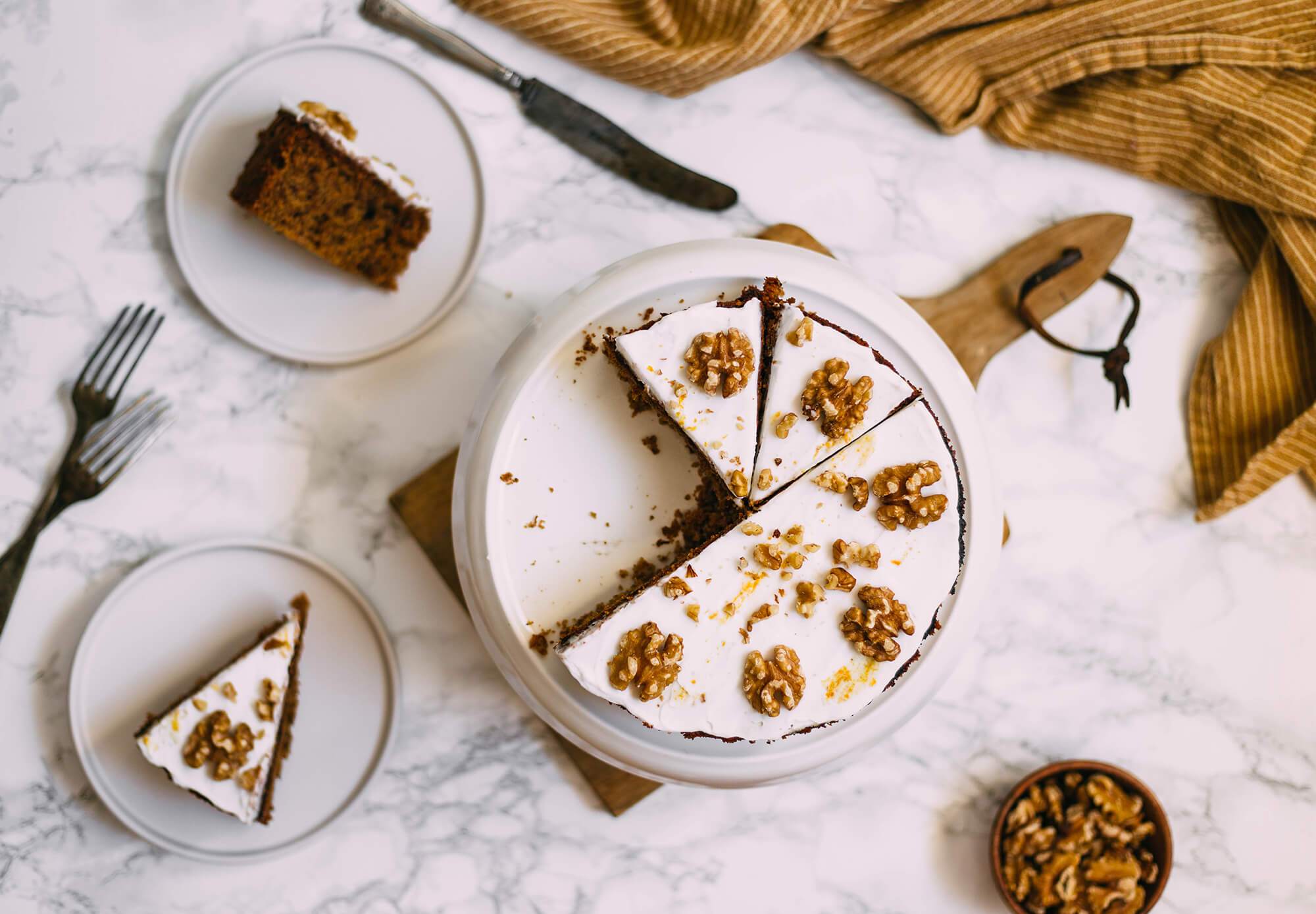 Stand Mixer Recipes: Easy Cakes, Bakes and Doughs