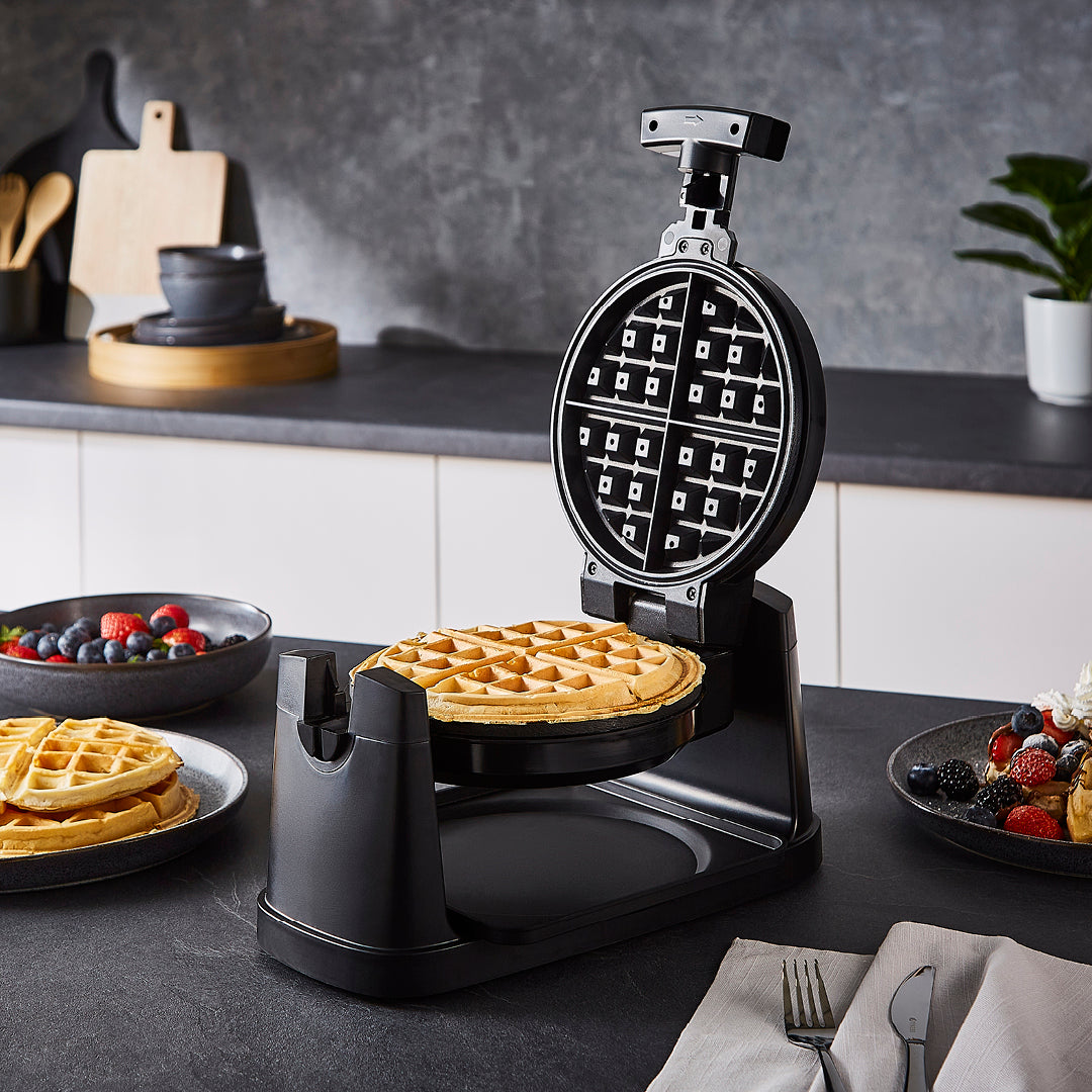 4 Slice Rotating Waffle Maker With Non-Stick Plates