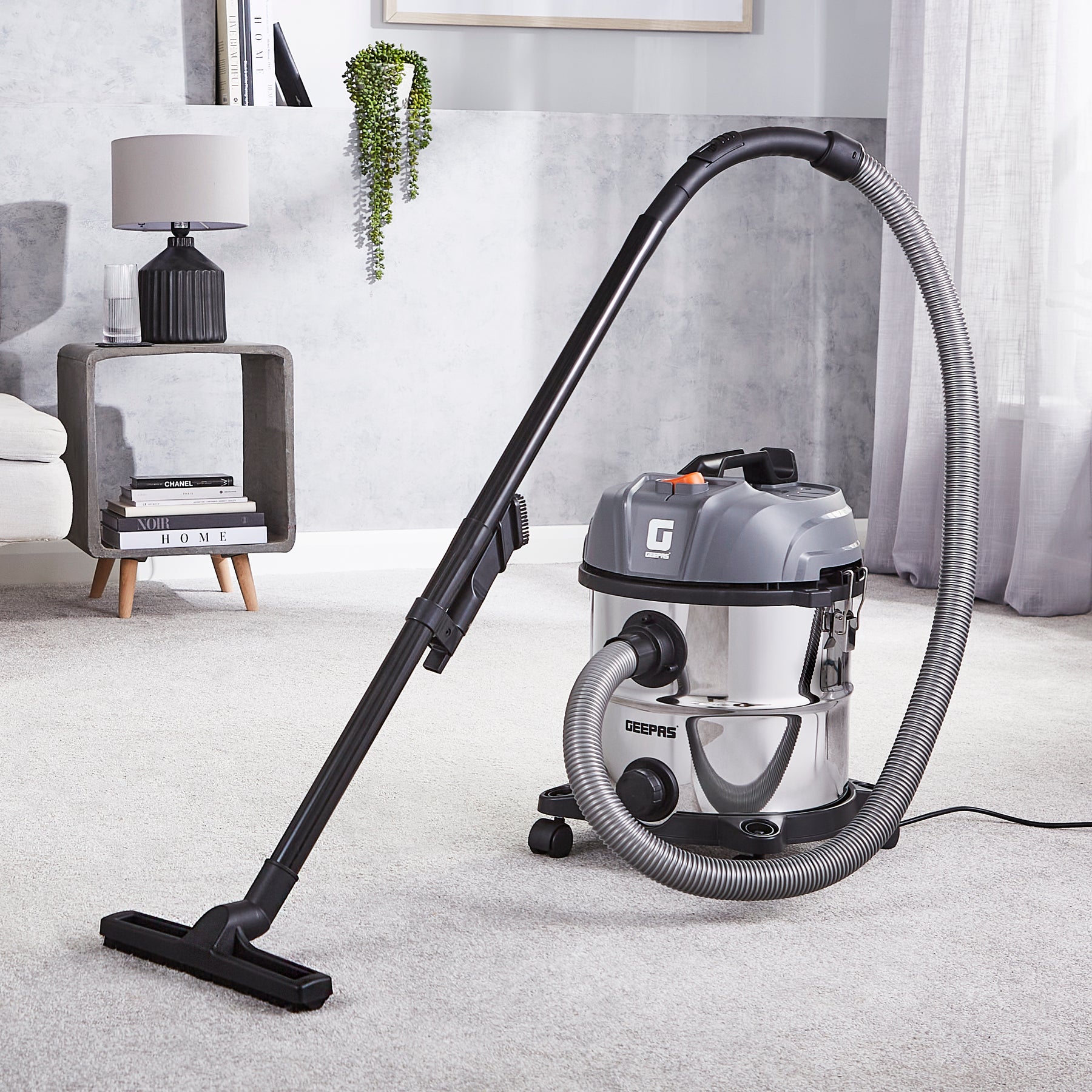 1400W Wet & Dry Bagless Drum Vacuum Cleaner 20L
