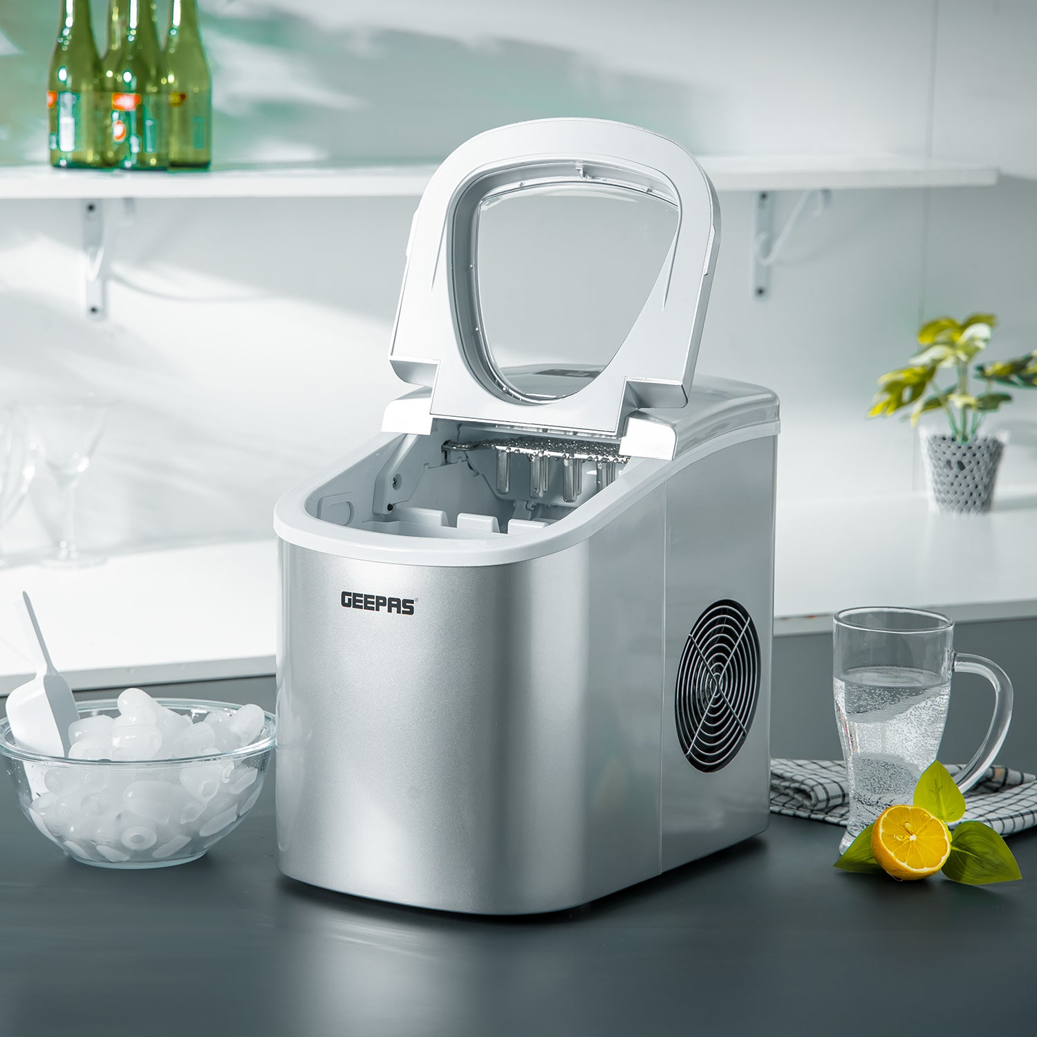 2.2L Countertop Ice Cube Maker - Fast, Automatic & Portable Ice Machine