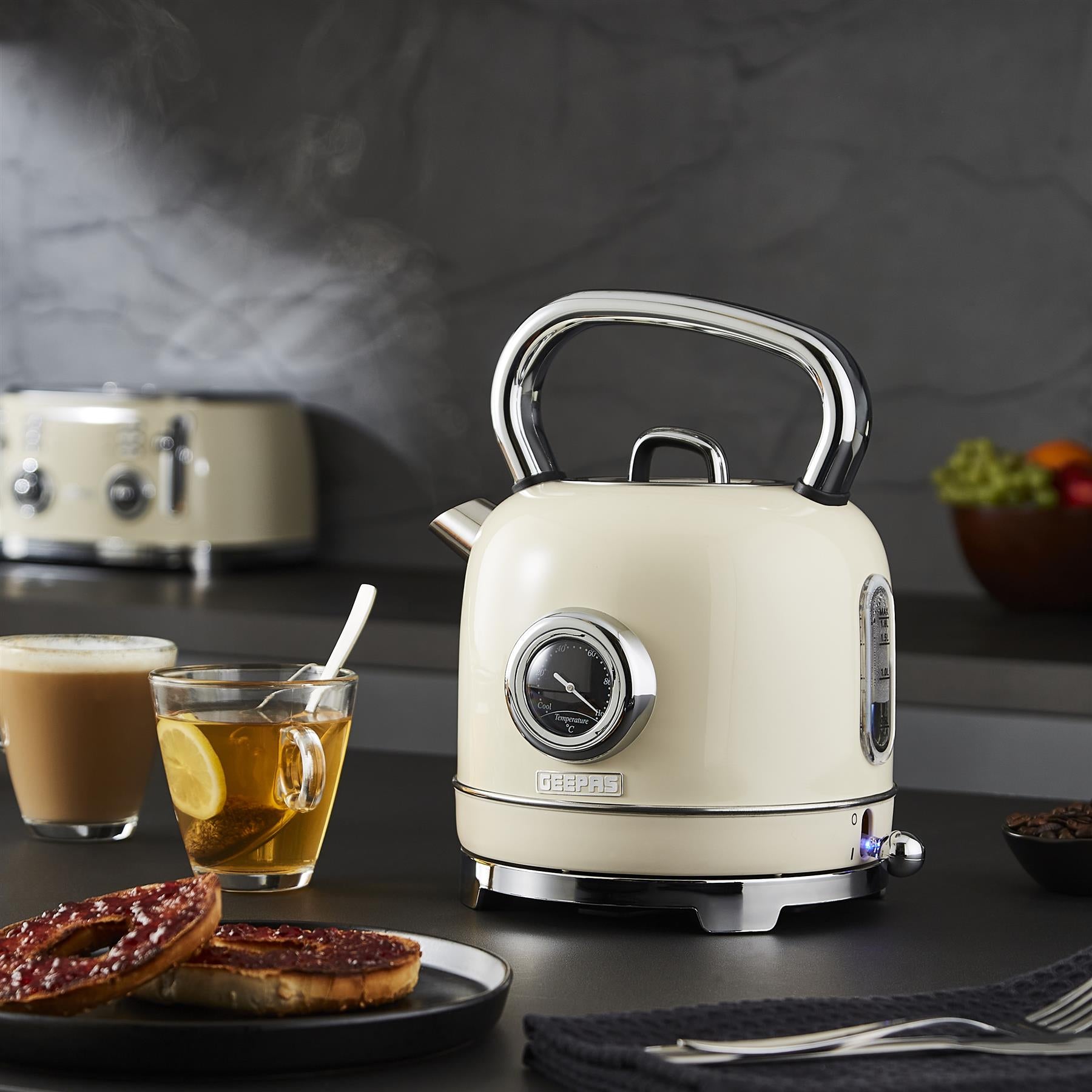 Retrovive Cream 1.8L Kettle, 4-Slice Bread Toaster & 20L Microwave Oven