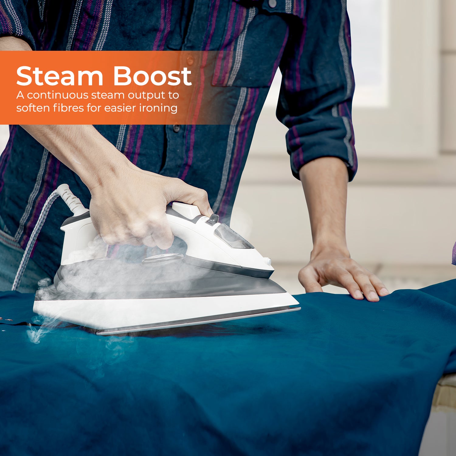 Ceramic Steam Iron 2000W, Temperature Control for Wet/Dry Ironing