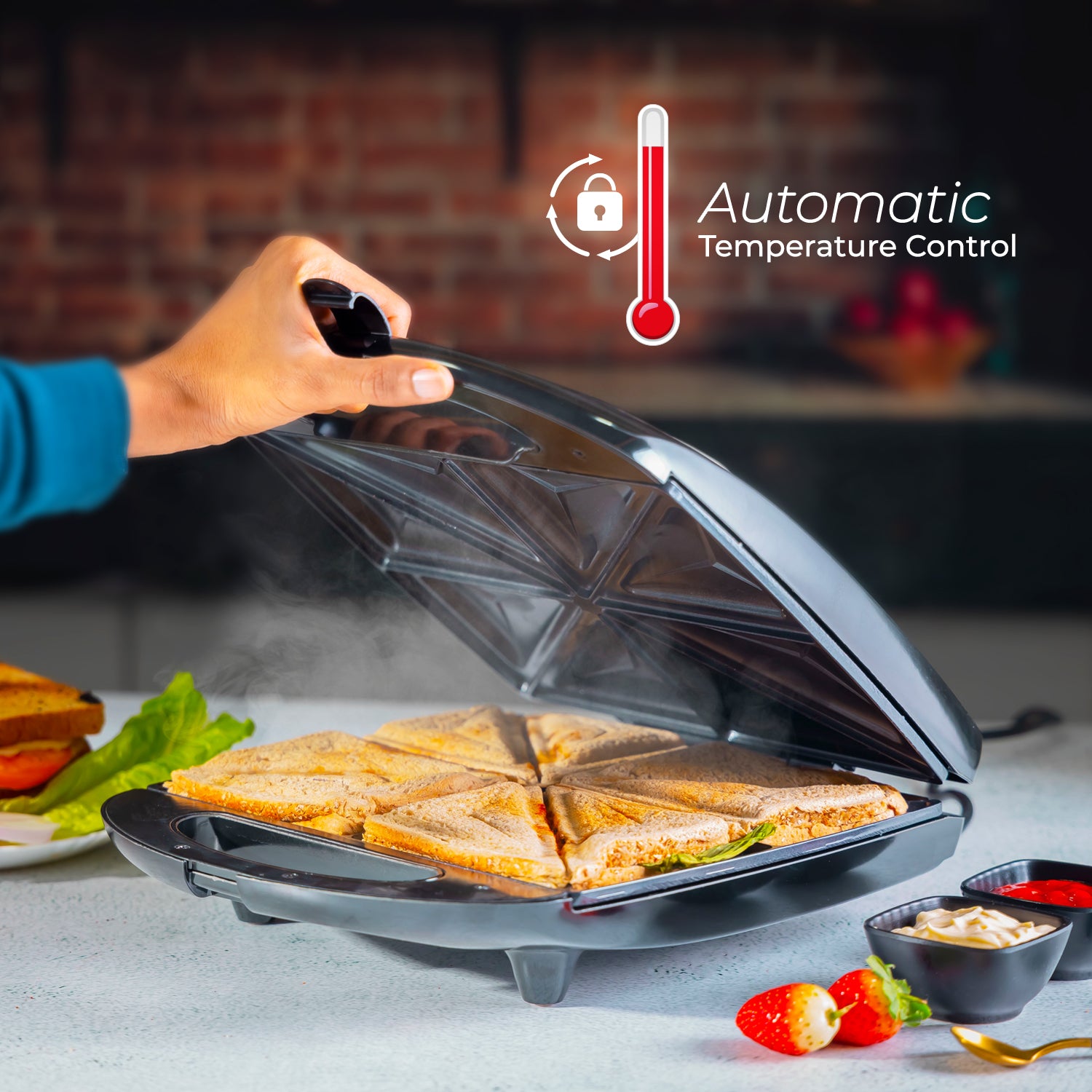 Deep Fill Toastie Maker - 4 Slice Sandwich Toaster, 1100W Sandwich Makers Geepas | For you. For life.