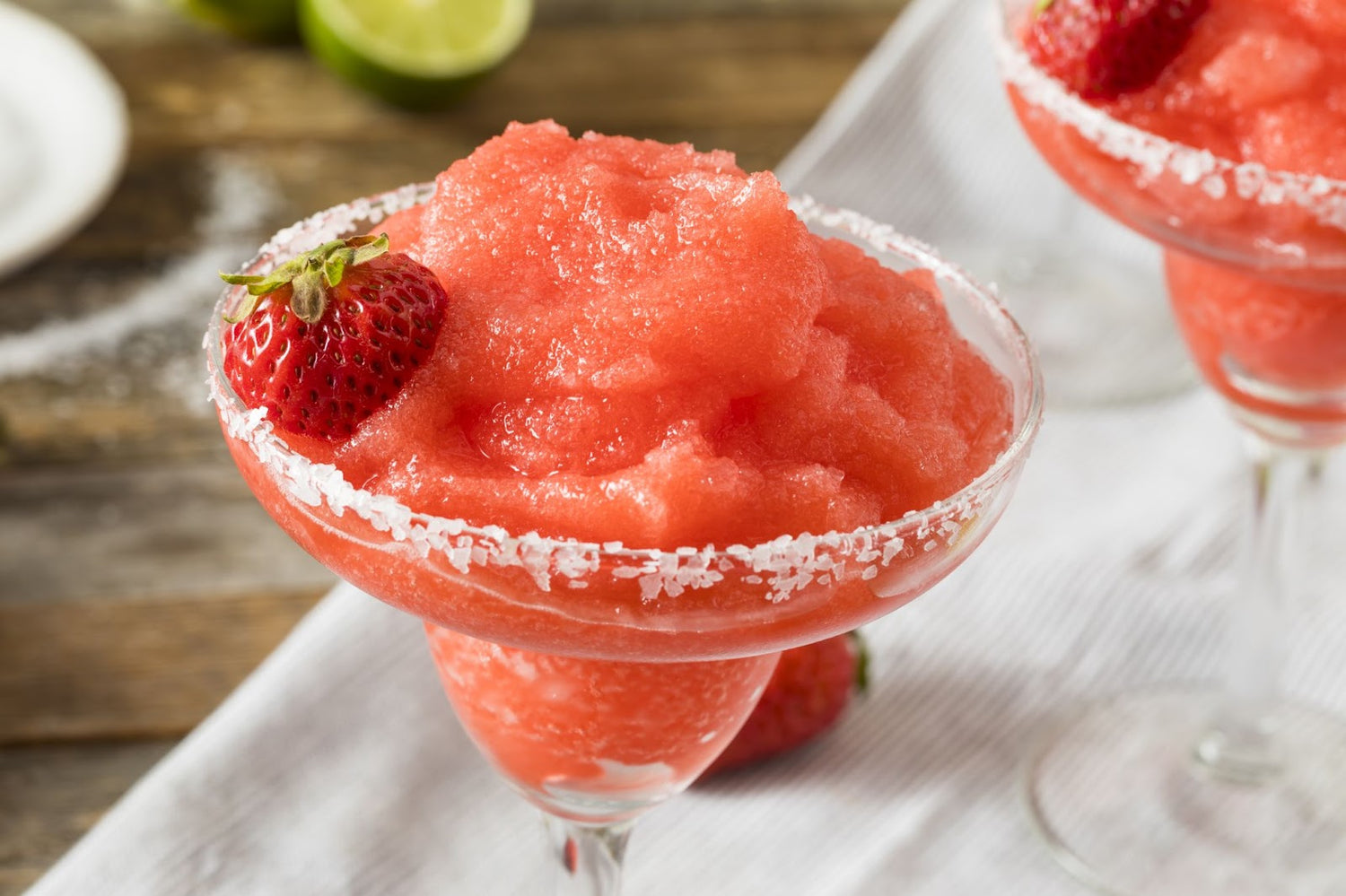 How to Make a Frozen Strawberry Daiquiri at Home