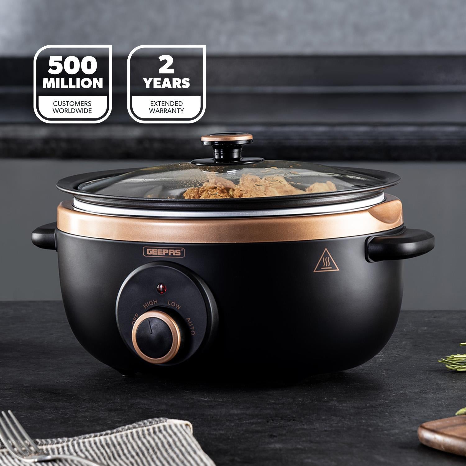6.5L Black and Gold Slow Cooker With Three-Heat Settings