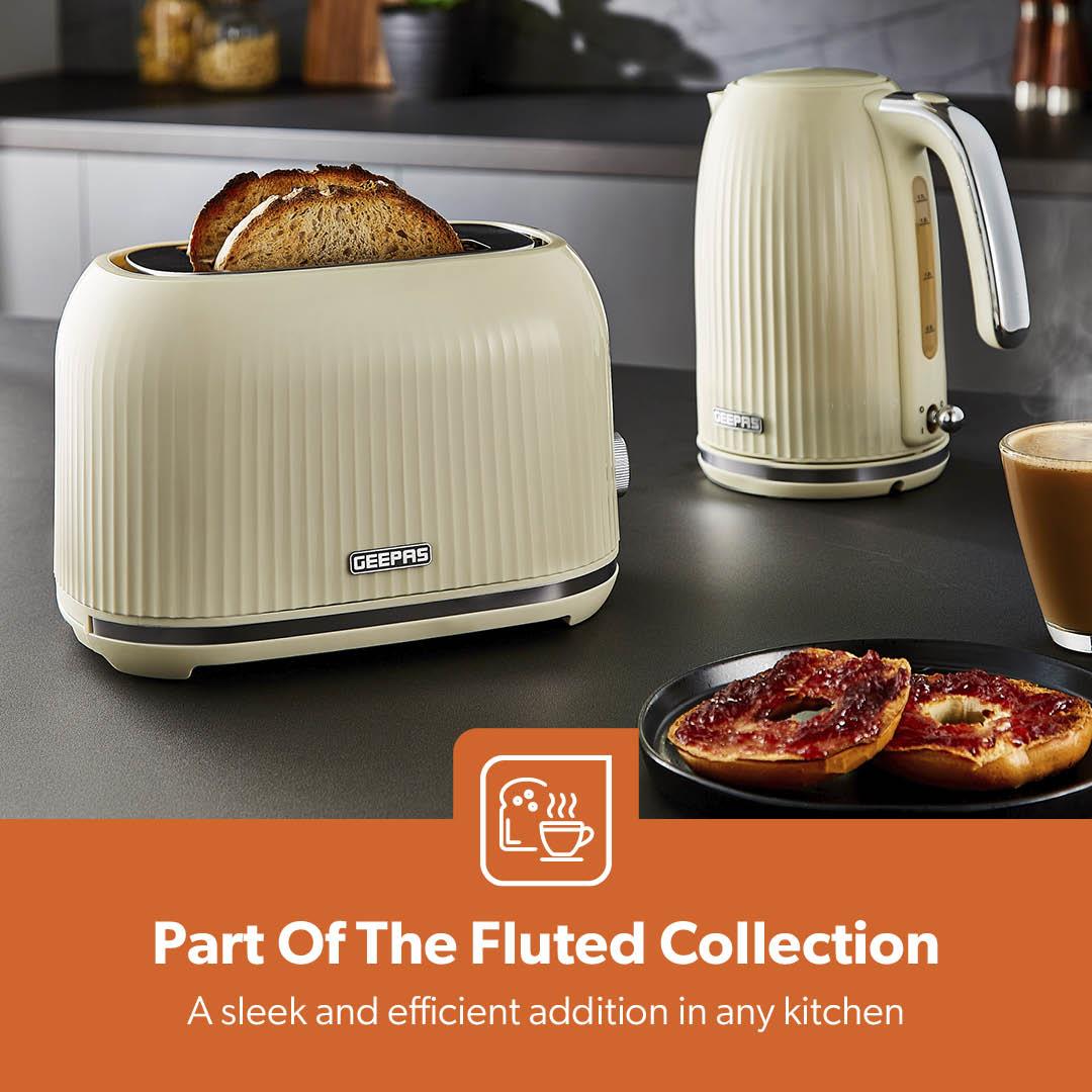 2-Slice Cream Fluted Bread Toaster With 7 Browning Controls