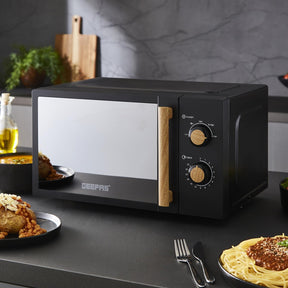 Black NordiQ 1.7L Electric Kettle, Toaster, Jug Blender & 20L Microwave Set