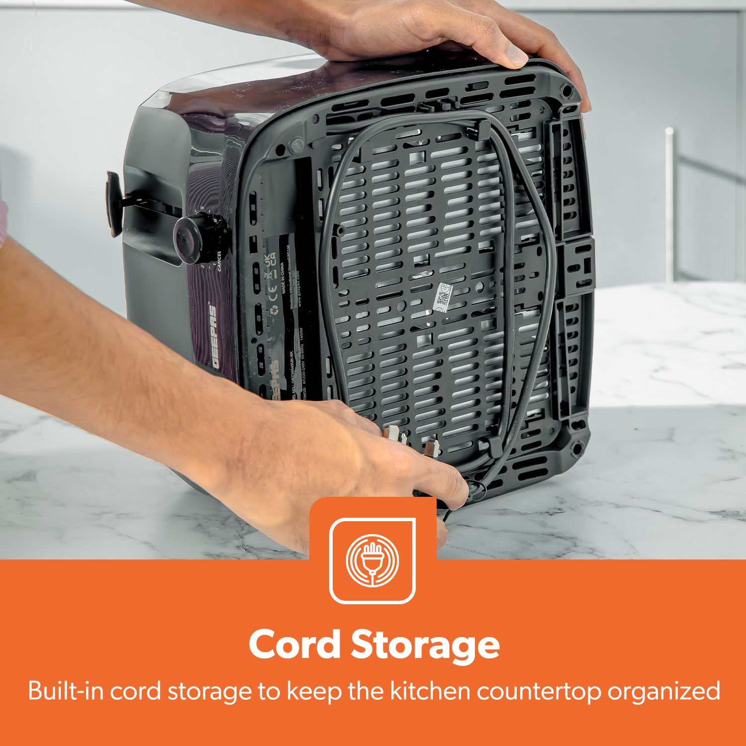 Four-Slice Black Bread Toaster With Browning Control