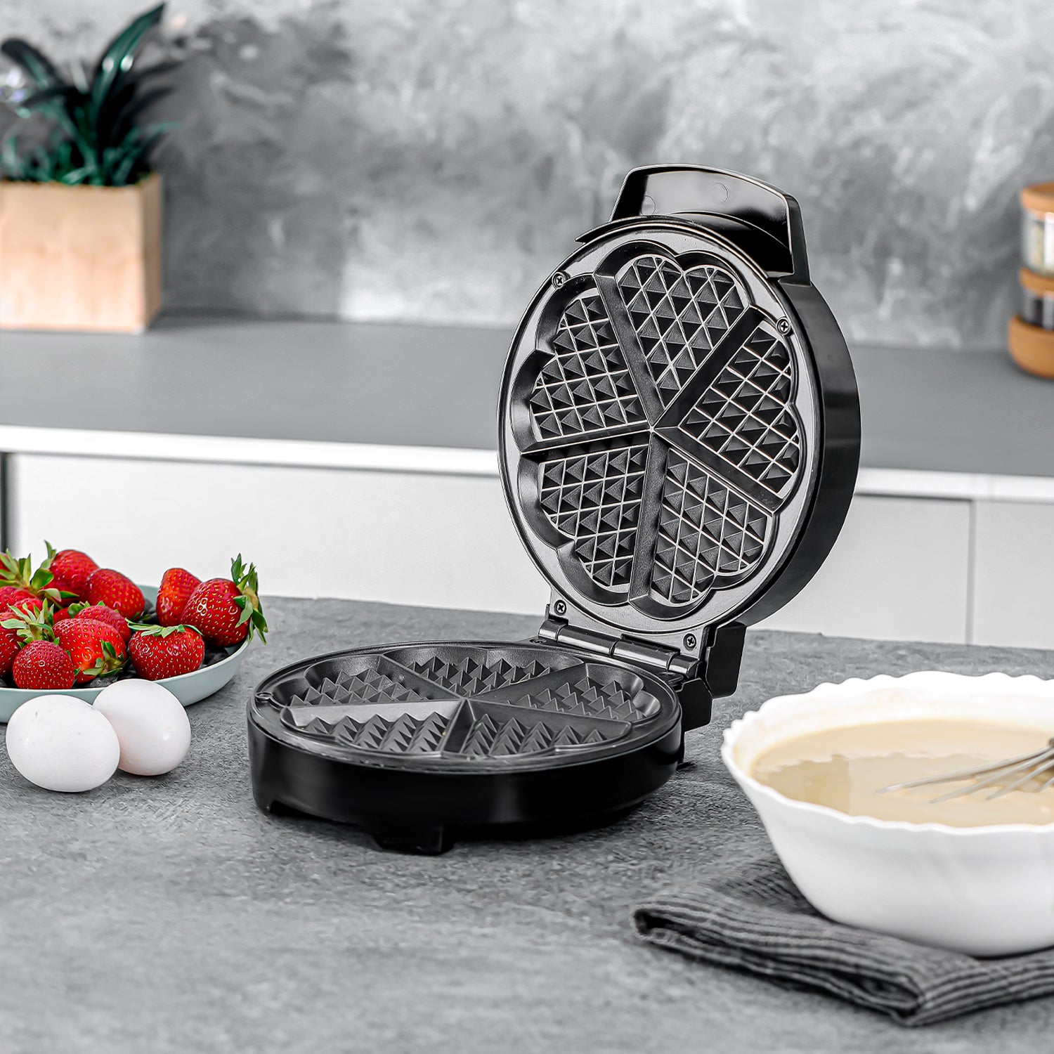 5-Slice Heart Shaped Non-Stick Belgian Waffle Maker