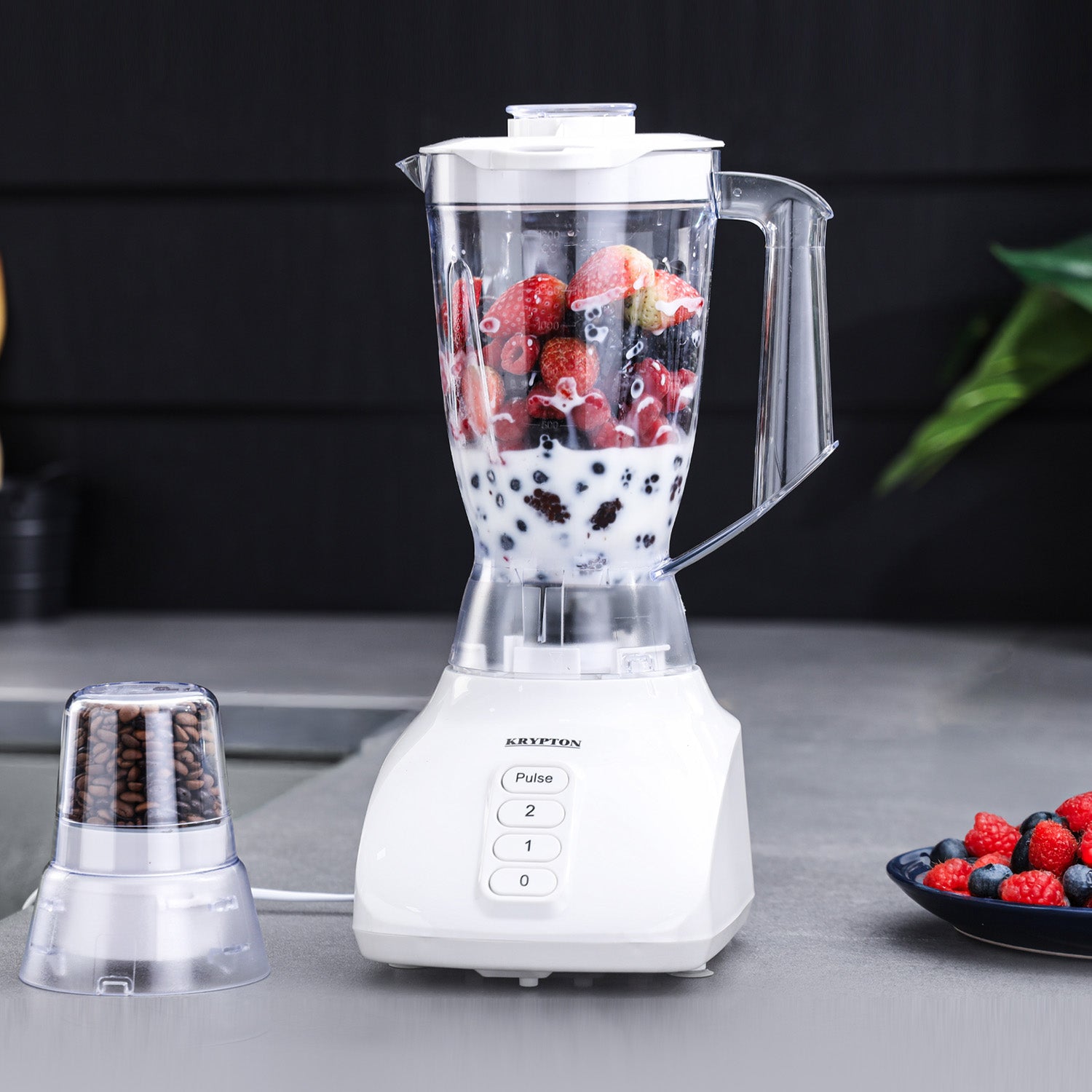 1.6L Food Jug Blender & Smoothie Maker With Spice Grinder 650W