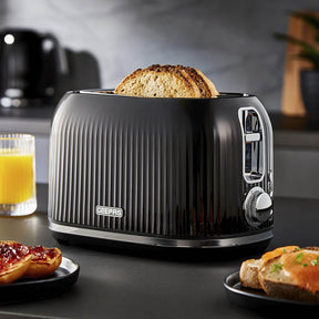 Fluted Black 2-Slice Bread Toaster With 7 Browning Controls