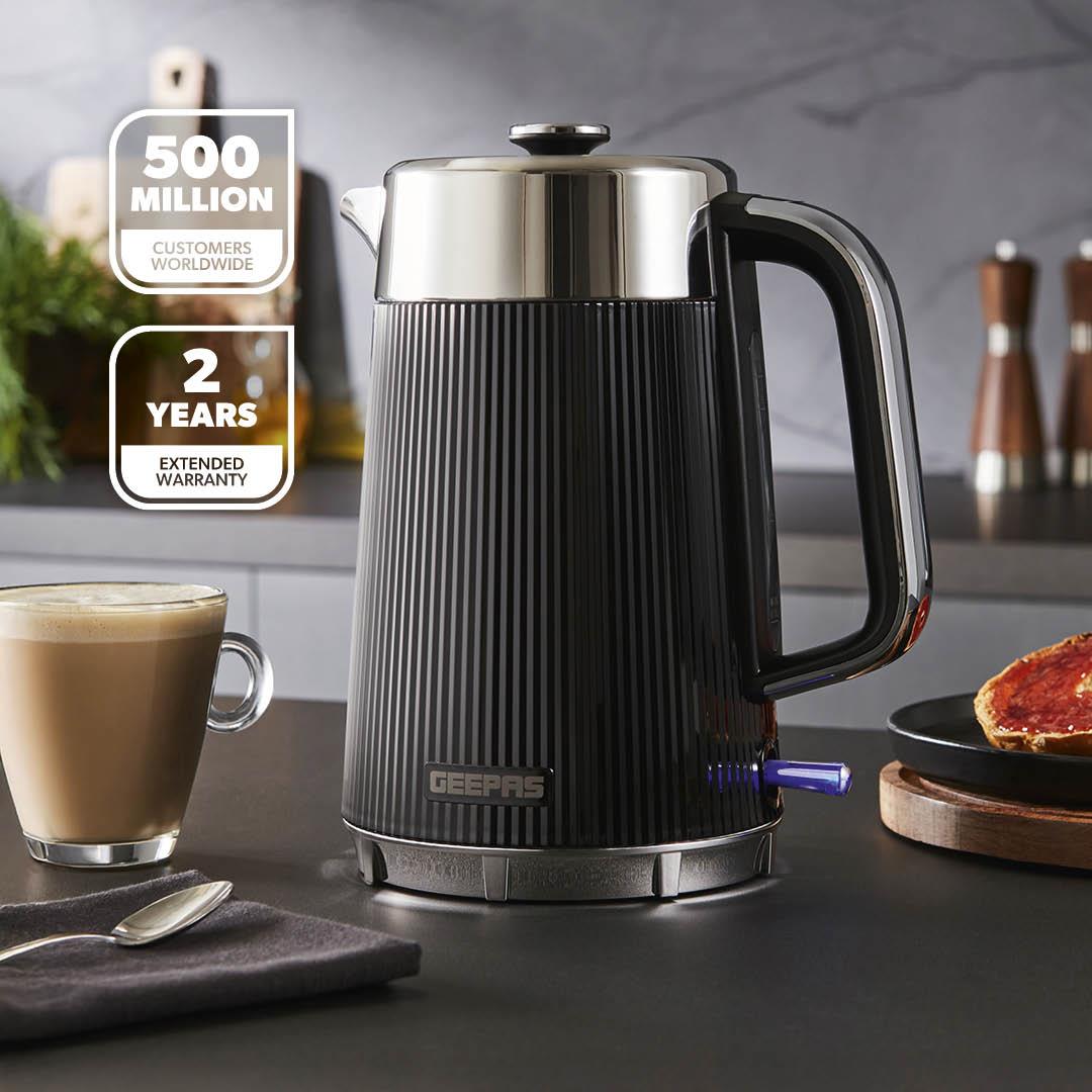 Black Arcus 1.7L Electric Kettle Rapid Boil Cordless Jug Kettle