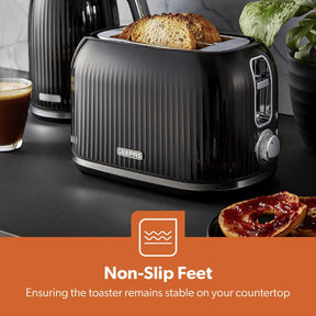 Fluted Black 2-Slice Bread Toaster With 7 Browning Controls